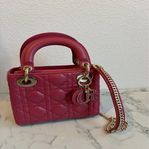 Dior 莓粉黛妃 很好看