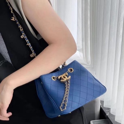 威選精品｜CHANEL 埃及限定 Mini Hobo 水桶包 💙✨