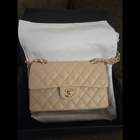 (全新閒置品)Chanel CF25奶茶色