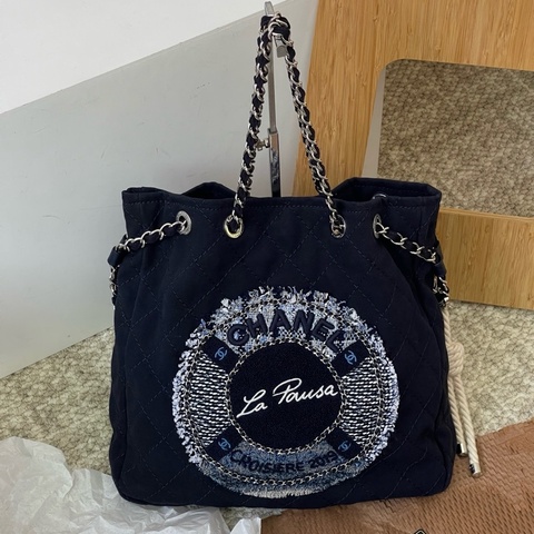 Chanel 香奈兒 單寧牛仔包垃圾袋 La Pausa刺繡徽章系列 單肩包