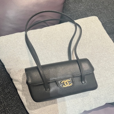Chanel超熱門款26P-Jennie新款一包難求preppy coco mini黑金口蓋包