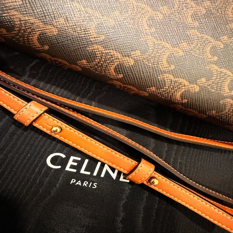 🇫🇷Celine 老花經典信封包✉️簡單卻不減貴氣💕