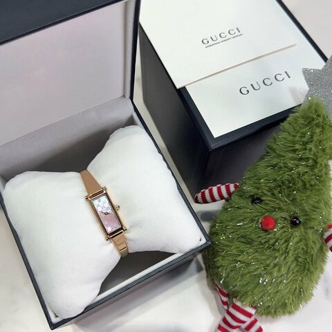 GUCCI 1500系列手鐲式時尚手錶