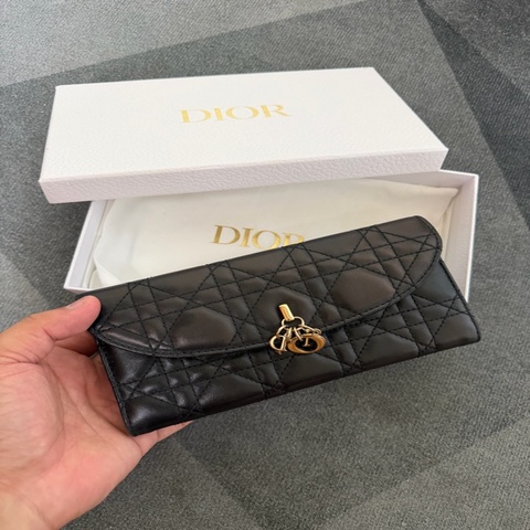 Dior 籐格紋羊皮掀蓋長夾