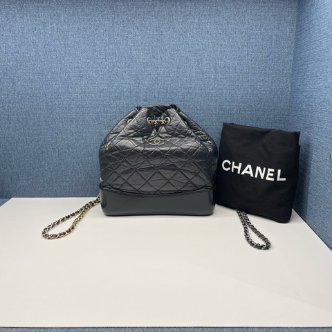 香奈兒CHANEL流浪雙肩包，尺寸21*23*10，98新