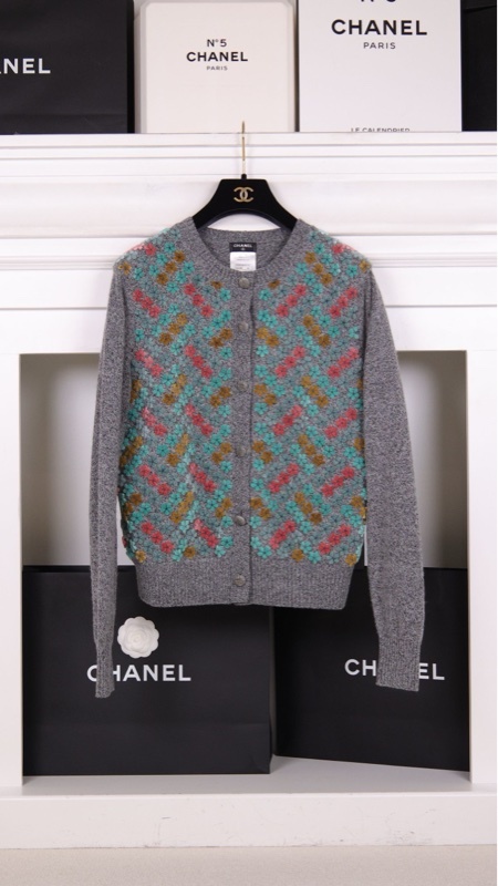 Chanel 16年权志龙同款深灰色羊绒立体丝绒山茶花针织开衫上衣外套
