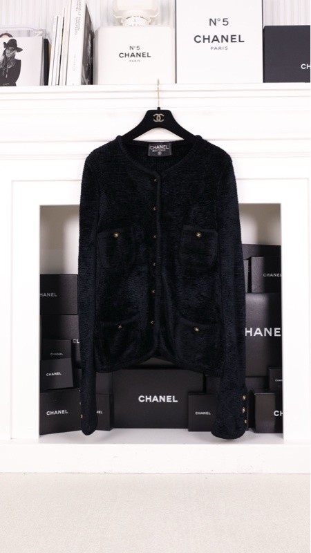 Chanel黑金毛巾材质针织两口袋开衫外套