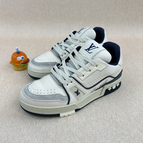 Louis Vuitton 路易威登Trainer海軍藍板鞋 尺碼：36 碼