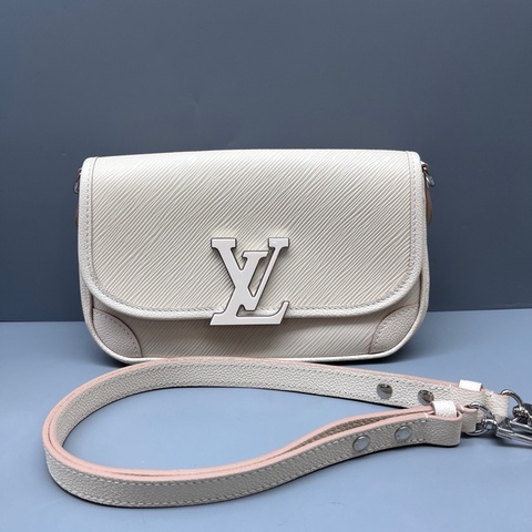 Louis Vuitton 路易威登 白色水波紋Buci法棍包 尺寸24*14