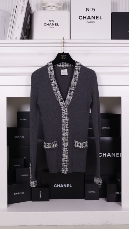 Chanel 04年灰色针织黑白格纹滚边两口袋开衫外套