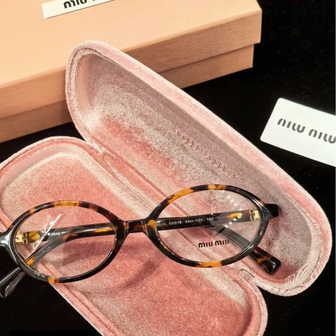MiuMiu 眼鏡 書呆子眼鏡