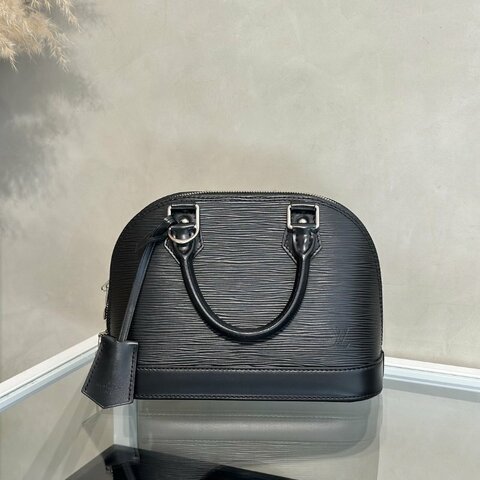 LOUIS VUITTON Alma BB - 黑