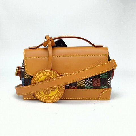 LOUIS VUITTON 拼色晶片steamereastwest彩色棋盤格斜挎包肩背包