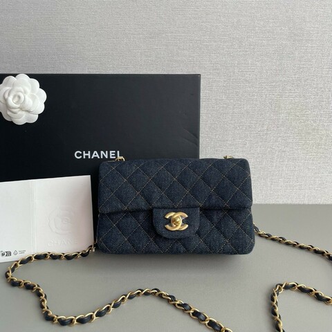 Chanel香奈兒25C牛仔cf大mini
99新✨️