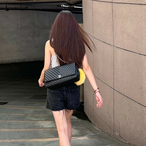 Chanel 黑銀羊皮 V紋CFMaxi