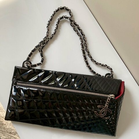 CHANEL 絕版 黑色 漆皮 不對稱 幾何 菱格紋 銀鍊 拉鍊 肩背 晚宴包