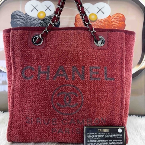 Chanel/香奈兒22C Deauville灰色/櫻桃紅，銀扣帆布沙灘包小號托特包