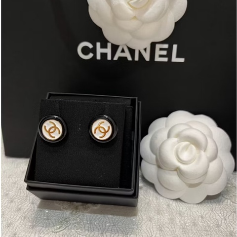CHANEL 香奈兒《全新》經典黑白雙C耳釘｜金色Logo｜全配附購證｜專櫃正品