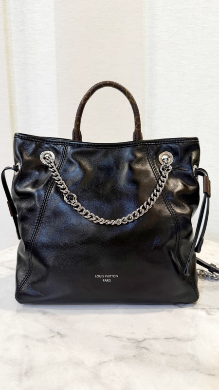 LV 黑牛皮銀釦Off Duty Backpack手提後背包M25522