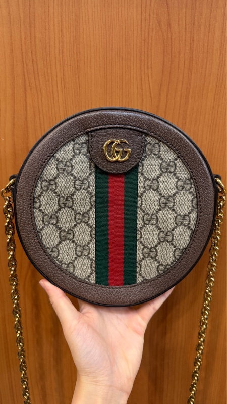 GUCCI PVC卡牛皮金釦斜背圓餅包