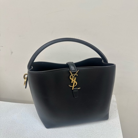 99新 ysl saint laurent Le37系列金屬字母徽標鈎扣開合牛皮革 水桶包 單肩包手提包 斜預袋迷你mini黑色black