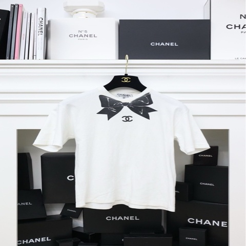 Chanel 90年春夏海报款蝴蝶结CC logo短袖T恤