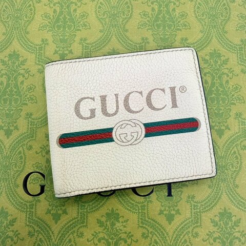 Gucci 白色荔枝紋logo短夾