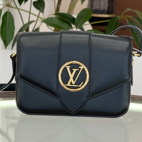 閒置Louis Vuitton 路易威登 pont9郵差斜挎包 黑金 尺寸23x15.5cm  有購證