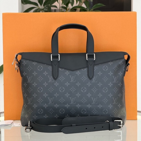Louis Vuitton 路易威登 Explorer黑花男士公文包芯片款 黑花配色銀色五金 尺寸39×28×11