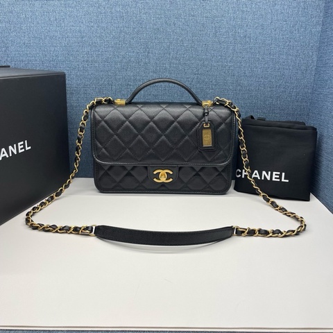 香奈兒Chanel 黑金荔枝紋手柄CF郵差包，99新