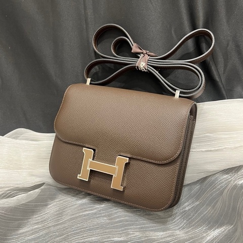 999新未使用 Hermes 愛馬仕 constance19 康康 4c 樹皮色 琺瑯扣 epsom皮 w刻 帶膜
