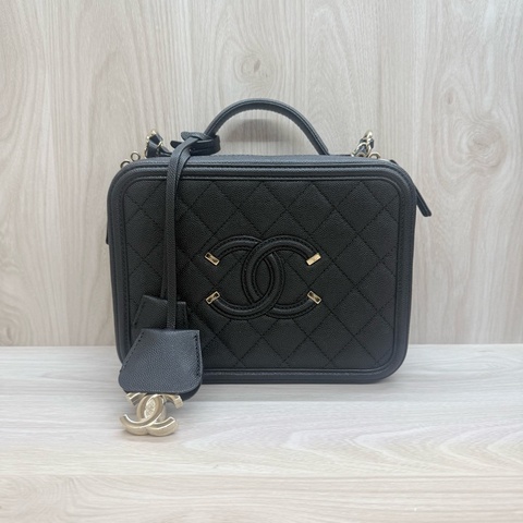 Chanel 黑荔枝皮金釦中號vanity case