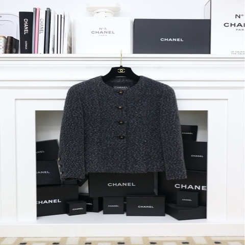 Chanel 1994年秀款灰花呢开衩设计圆领外套
