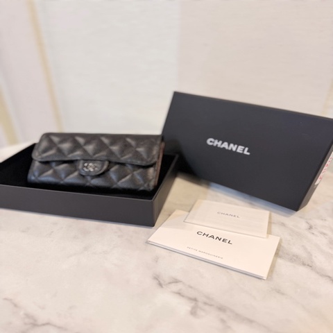 Chanel 黑銀荔枝皮5卡中夾