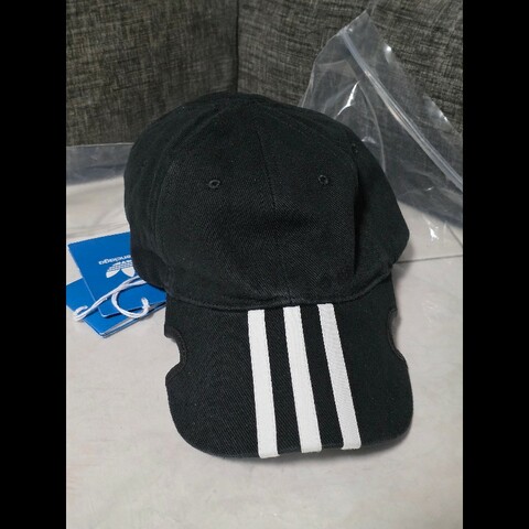 [全新] Balenciaga×Adidas 聯名帽 59