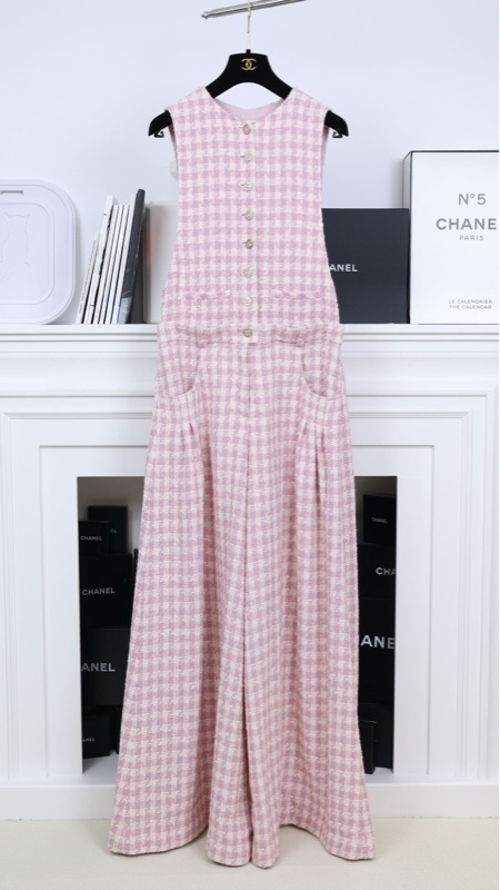 Chanel23S春夏樱花粉千鸟格连体阔腿裤金高银孙千同款