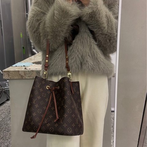 #極新 Louis Vuitton Néo Noé MM水桶包 中號 咖色