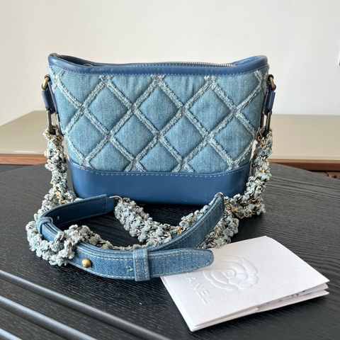 Chanel香奈兒20P藍色牛仔丹寧流浪包 小號