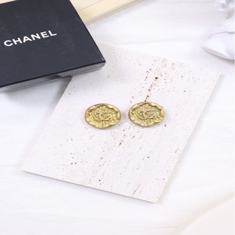 Chanel 95年做旧金属圆圈耳夹