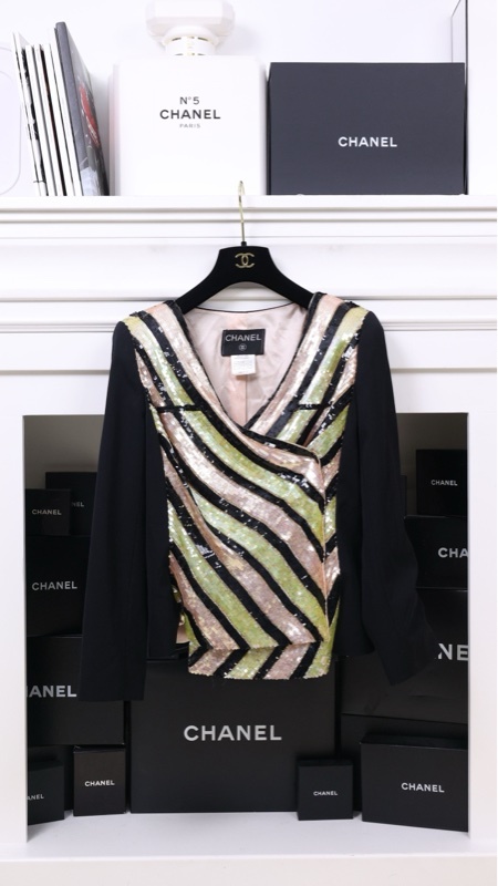 Chanel 00年春夏秀款彩色亮片外套