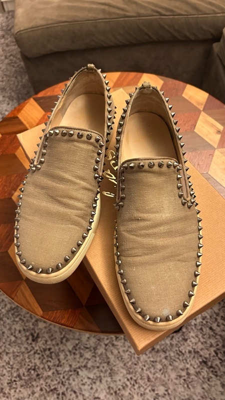 Christian Louboutin 窩釘帆布鞋