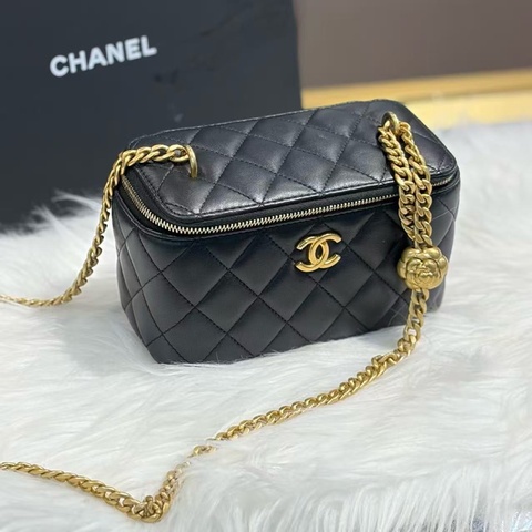 Chanel香奈兒 24P愛心金球調節扣黑金荔枝皮長盒子