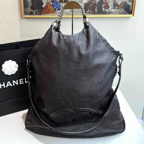 CHANEL 香奈兒 熔岩鏈鏤空托特 12開  底長44