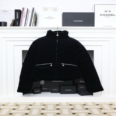 Chanel 03年运动方标系列黑色灯芯绒棉服