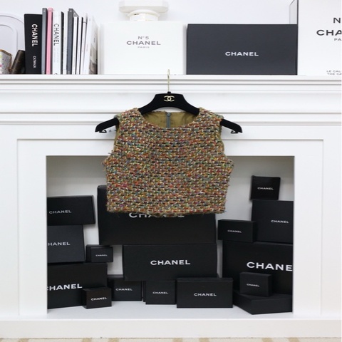 Chanel彩色粗花呢马赛克编绳圆领马甲