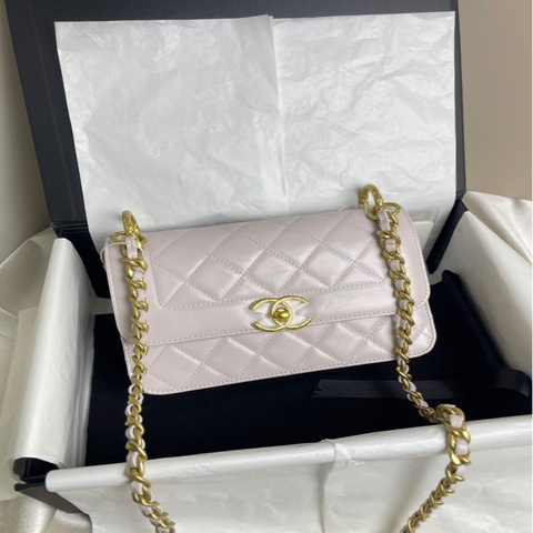 Chanel 香奈兒 21b淡紫色 金扣 菠蘿幣復古牛皮黛妃雙環鏈條包