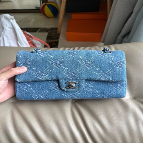 Chanel限量雪花牛仔雙層Cf