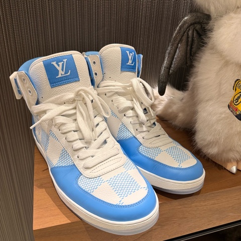 Louis Vuitton 99新閒置 男士Rivoli棋盤格運動高幫鞋 7號