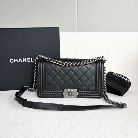 Chanel 黑銀Leboy中號鏈條包 牛皮