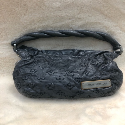 LV 限量版 Olympe Nimbus PM 灰色 皮革 XC674